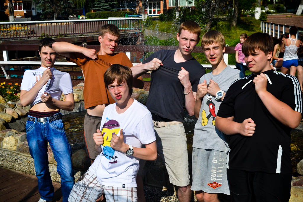 Young camp. Подростковый лагерь. Обычный лагерь. Крутой лагерь для подростков. Подростковый лагерь в Санкт-Петербурге.